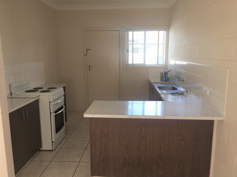 2/462 Alldis Avenue, Lavington NSW 2641