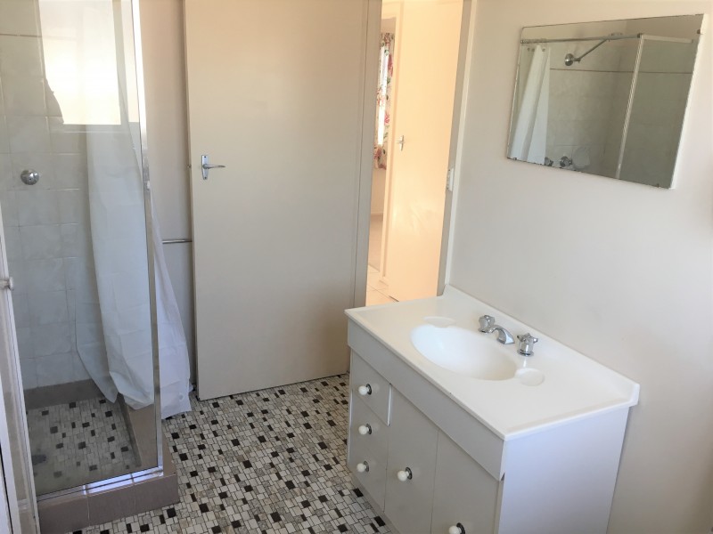 2/462 Alldis Avenue, Lavington NSW 2641