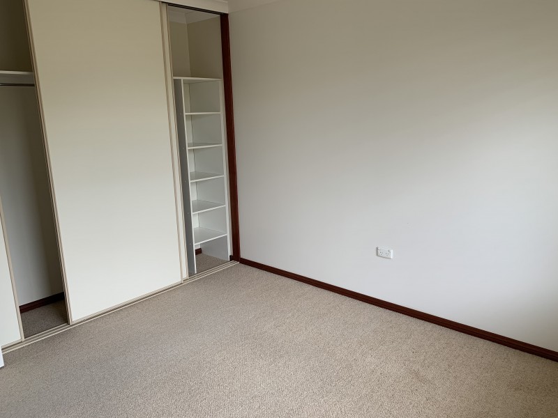 6/16 Keatinge Court, Lavington NSW 2641