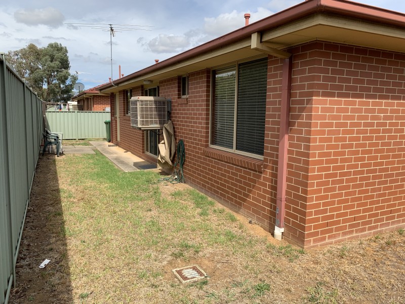 6/16 Keatinge Court, Lavington NSW 2641