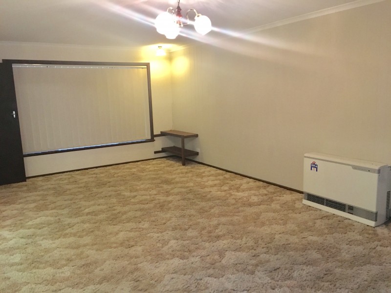 568 Roach Street, Lavington NSW 2641