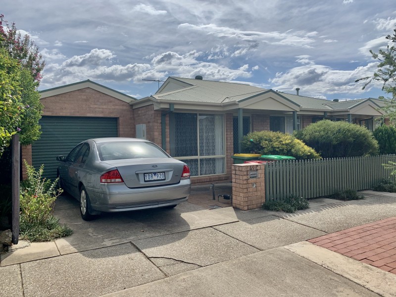 49c Charles Street, Wodonga VIC 3690