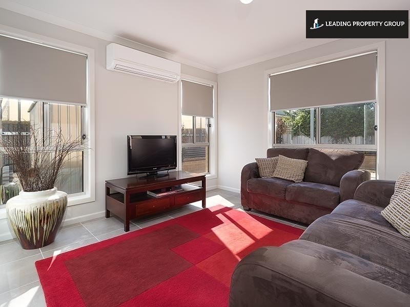 476 Douglas Rd, Lavington NSW 2641