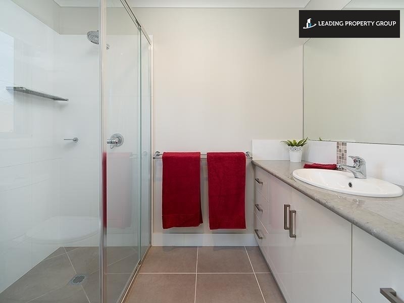 476 Douglas Rd, Lavington NSW 2641