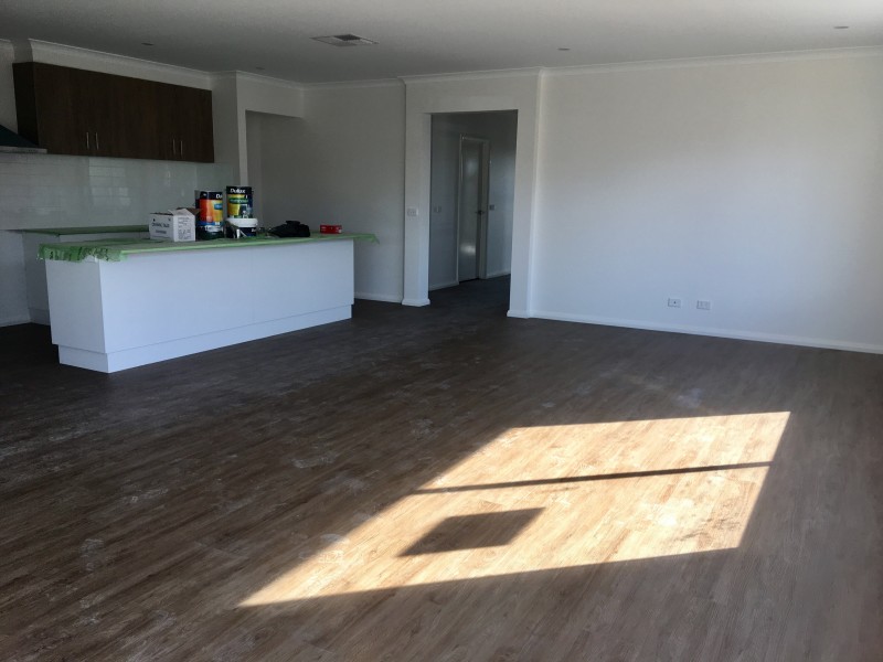 94 Riverboat Drive, Thurgoona NSW 2640