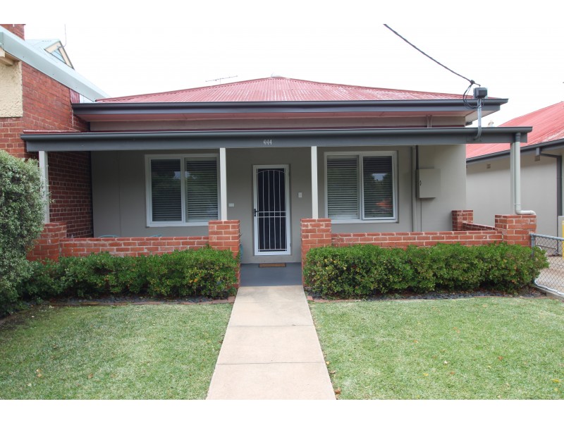 444 Olive Street, Albury NSW 2640