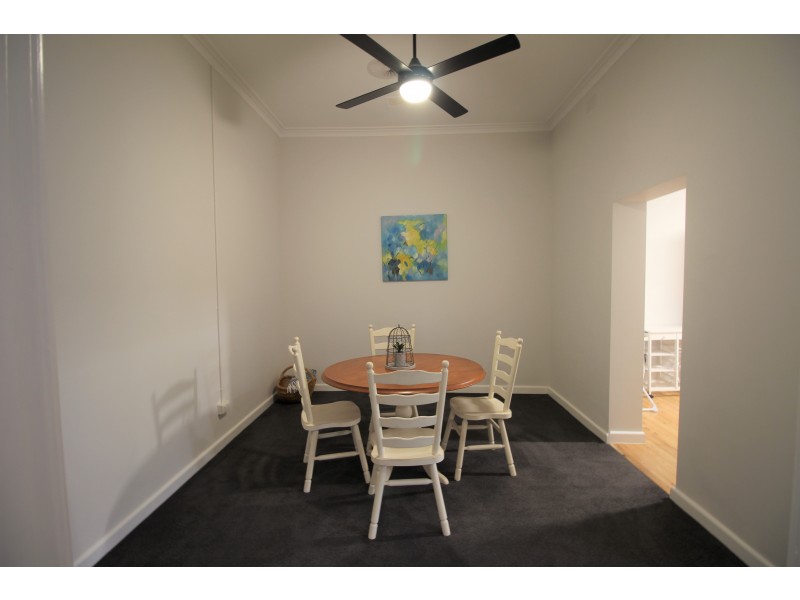 444 Olive Street, Albury NSW 2640