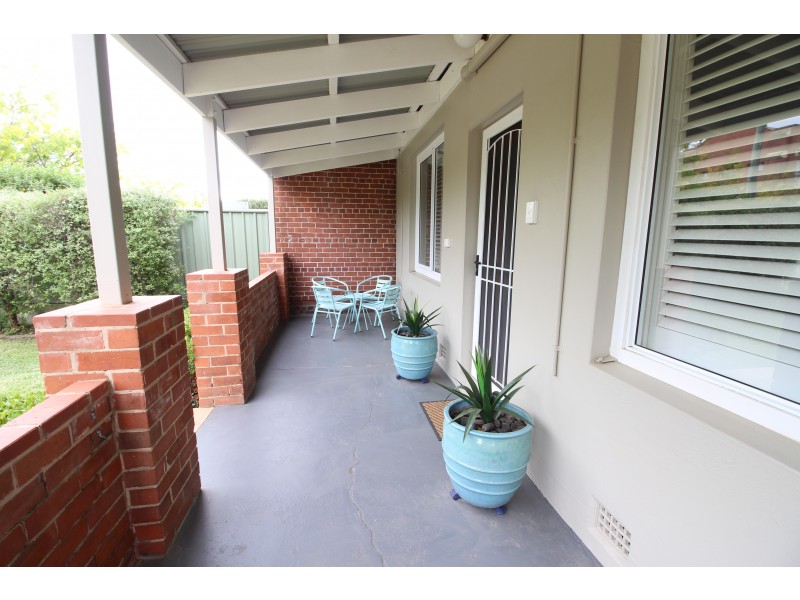 444 Olive Street, Albury NSW 2640
