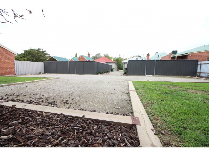 444 Olive Street, Albury NSW 2640