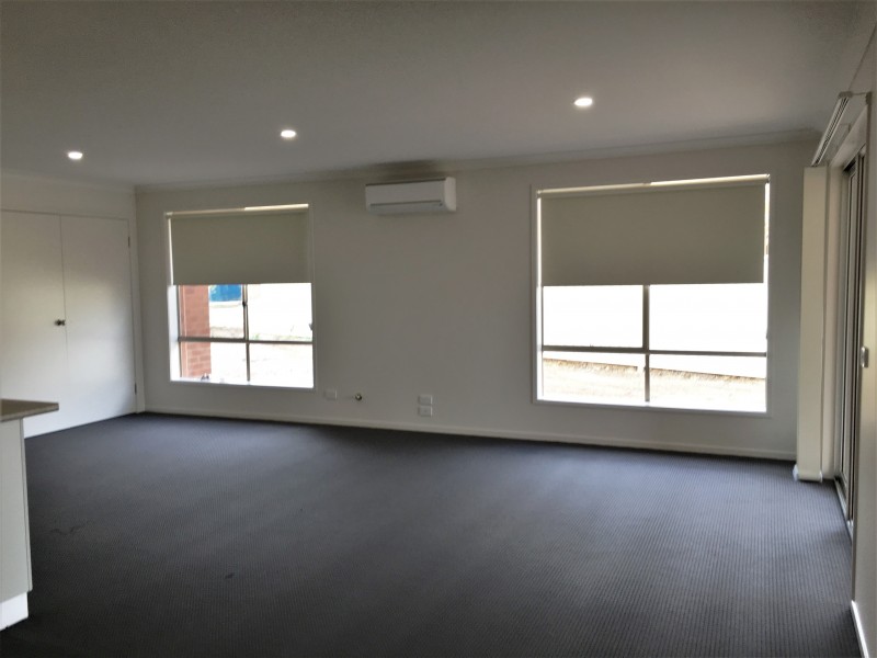 41 Royce Crescent, Lavington NSW 2641