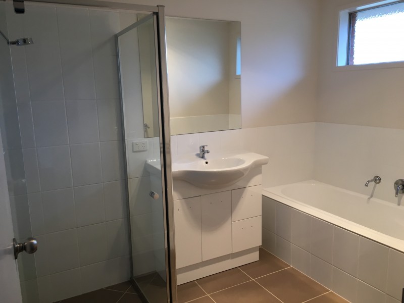 41 Royce Crescent, Lavington NSW 2641