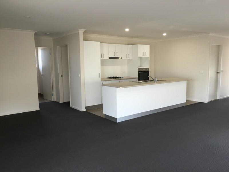 41 Royce Crescent, Lavington NSW 2641