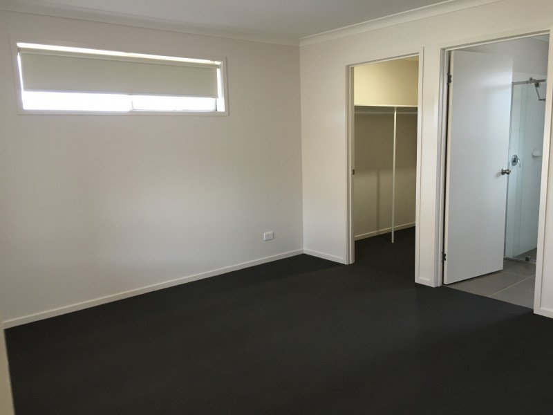 41 Royce Crescent, Lavington NSW 2641