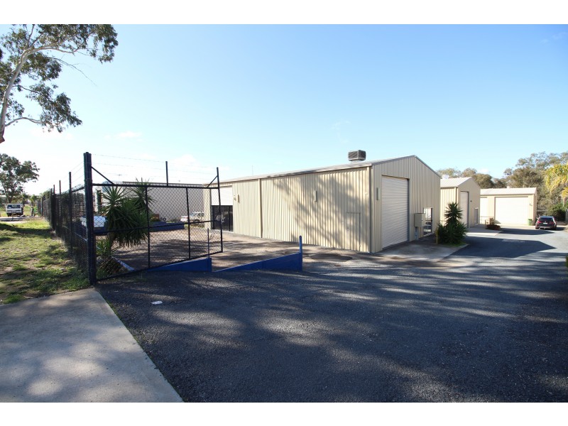 1/22 Annette Crescent, Lavington NSW 2641