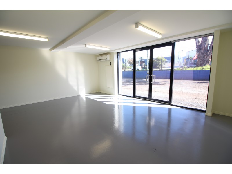 1/22 Annette Crescent, Lavington NSW 2641