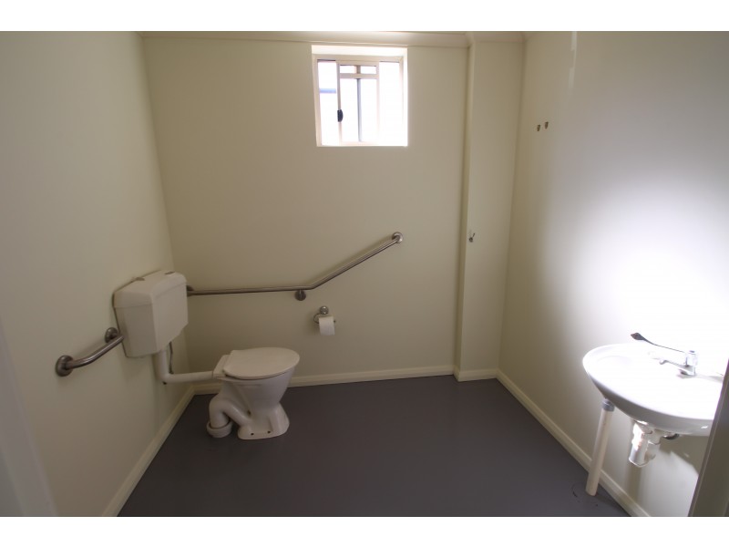 1/22 Annette Crescent, Lavington NSW 2641