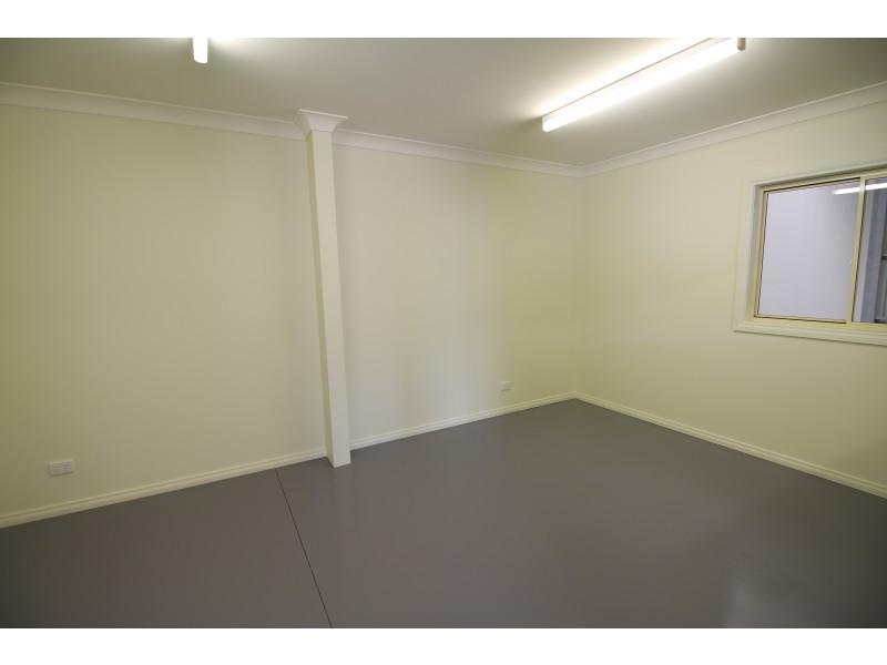 1/22 Annette Crescent, Lavington NSW 2641