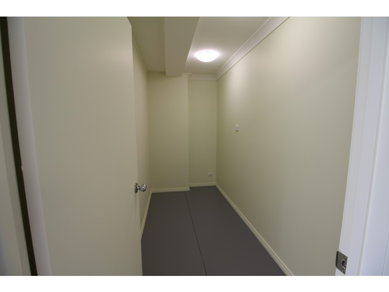 1/22 Annette Crescent, Lavington NSW 2641