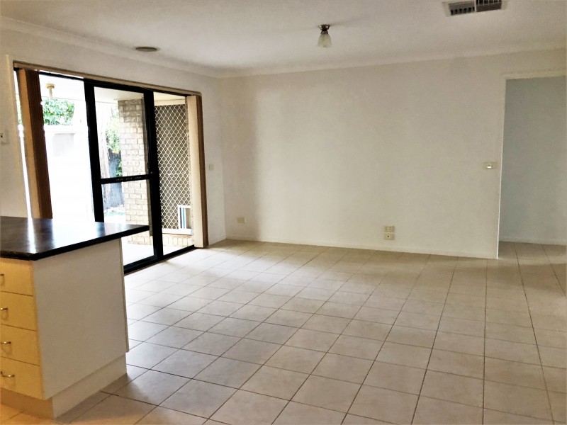 1/525 Kotthoff Street, Lavington NSW 2641