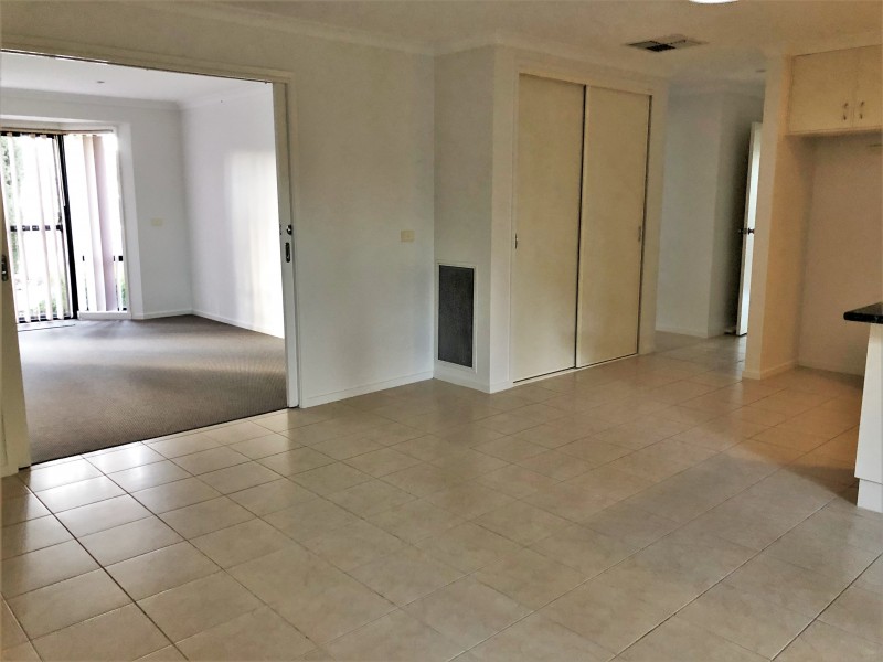 1/525 Kotthoff Street, Lavington NSW 2641