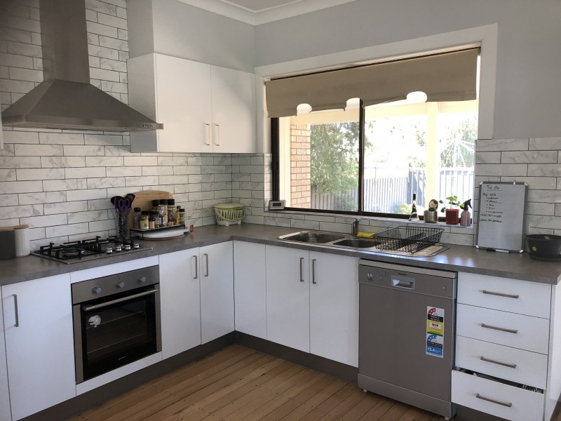 567 Douglas Road, Lavington NSW 2641