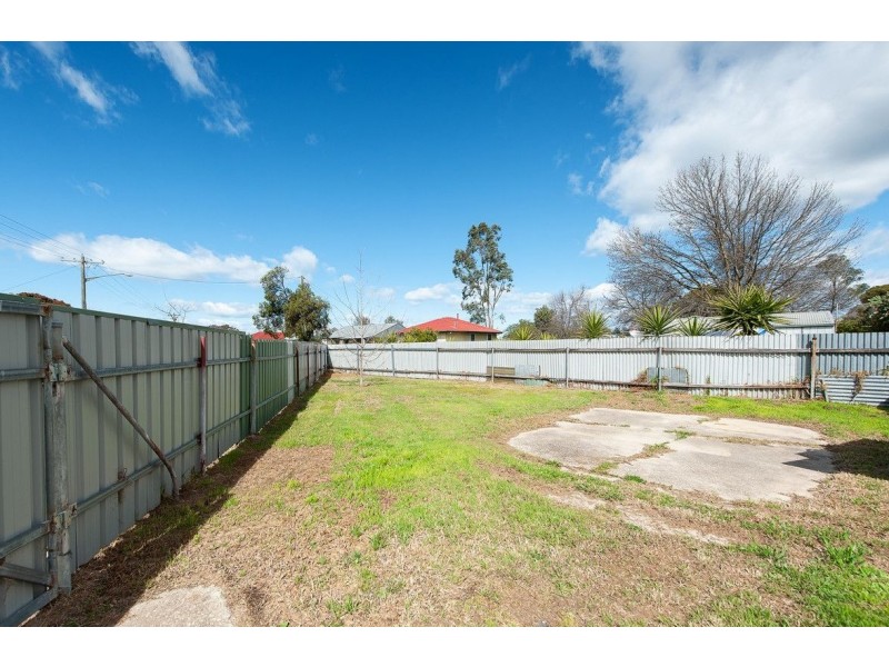 1022 Calimo Street, North Albury NSW 2640