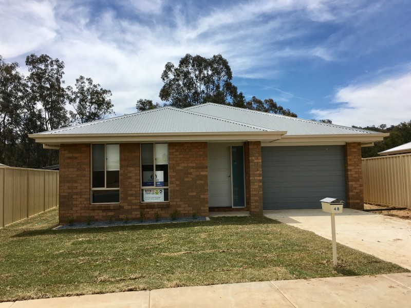 48 Royce Crescent, Lavington NSW 2641