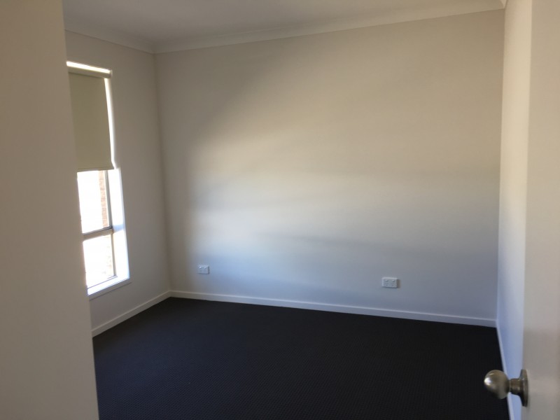 48 Royce Crescent, Lavington NSW 2641