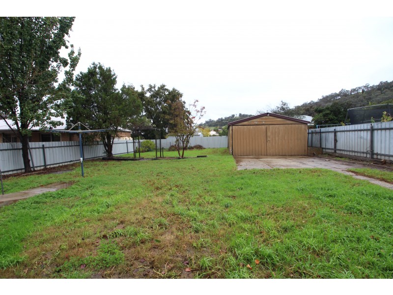 145 Benyon Street, East Albury NSW 2640