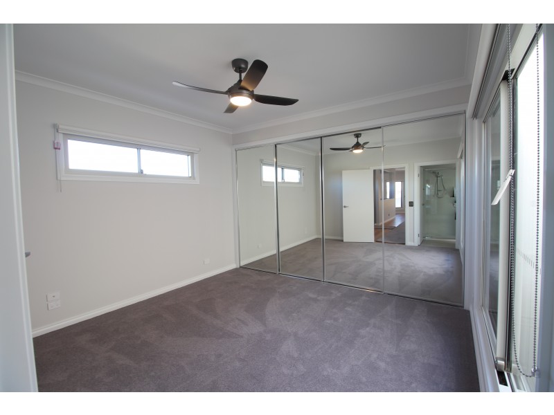 27 Elmwood Circuit, Wodonga VIC 3690