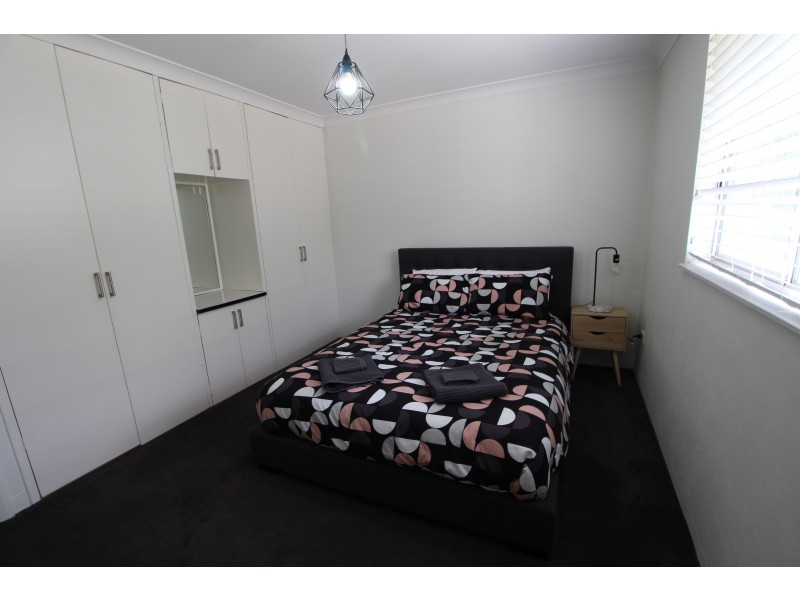 2/564 Thurgoona Street, Albury NSW 2640