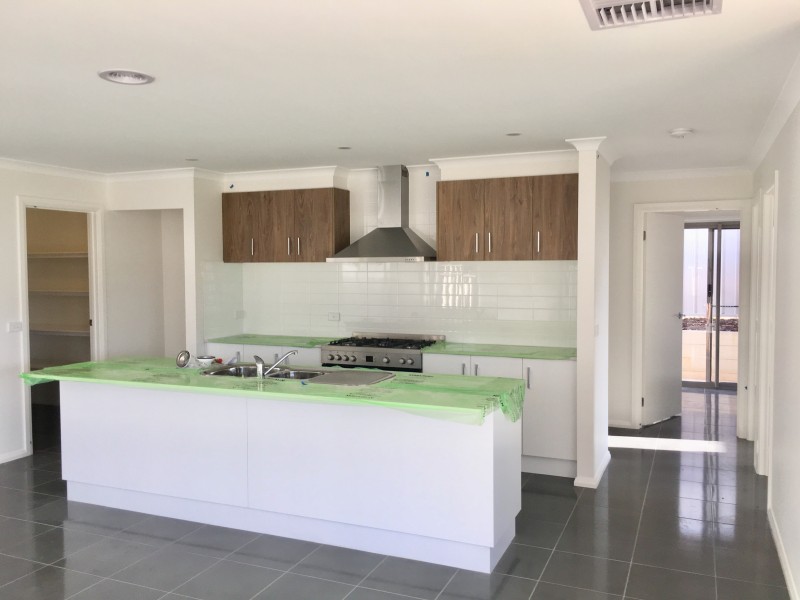 12 Lowerson Way, Wodonga VIC 3690