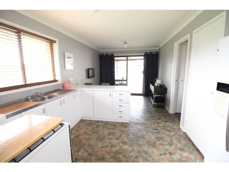 2 Murdoch Place, Holbrook NSW 2644