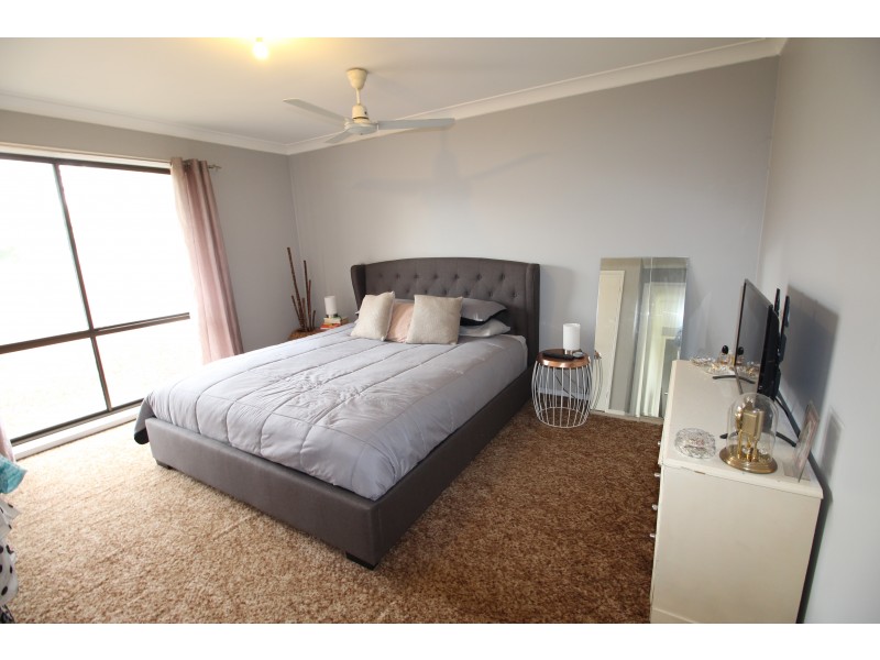 2 Murdoch Place, Holbrook NSW 2644