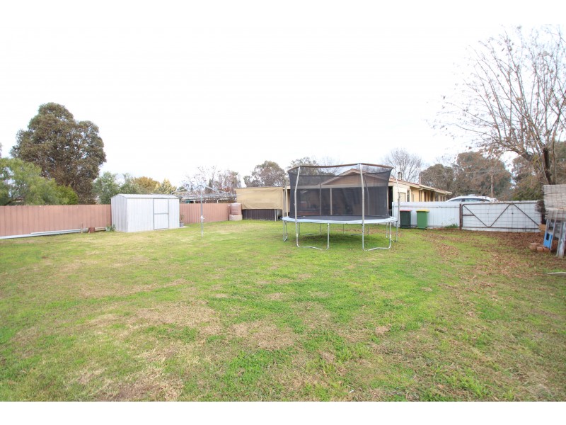 2 Murdoch Place, Holbrook NSW 2644