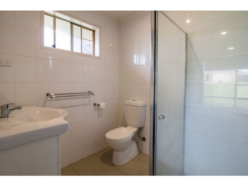 60 Royce Crescent, Lavington NSW 2641