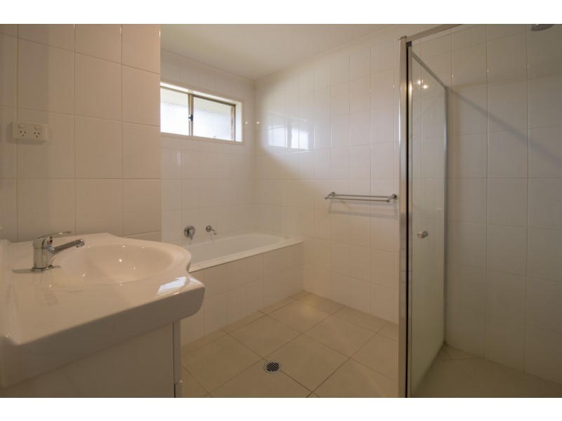 60 Royce Crescent, Lavington NSW 2641