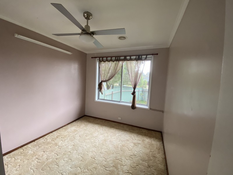 18 Hotham Circuit, Thurgoona NSW 2640