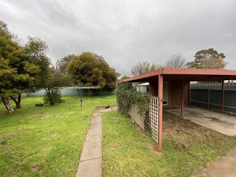 18 Hotham Circuit, Thurgoona NSW 2640