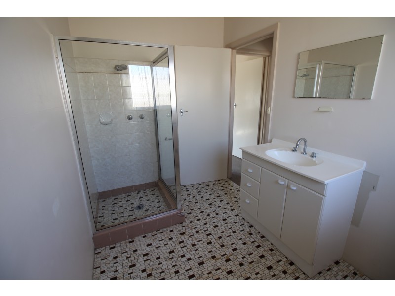 4/462 Alldis Avenue, Lavington NSW 2641