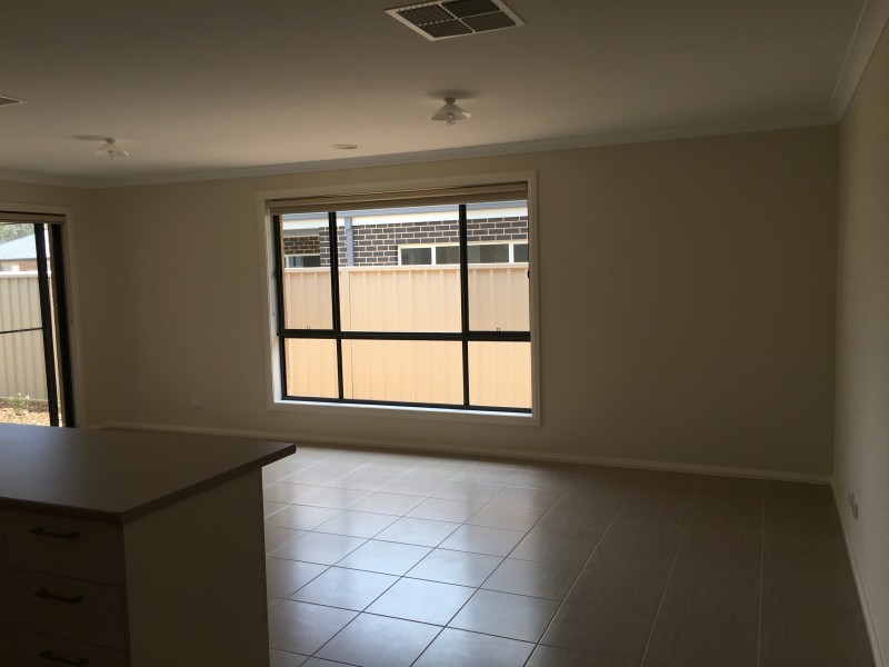 37 Axford Boulevard, Wodonga VIC 3690