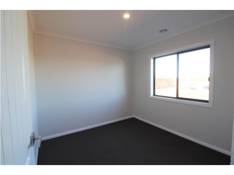 38 Stockman Circuit, Thurgoona NSW 2640