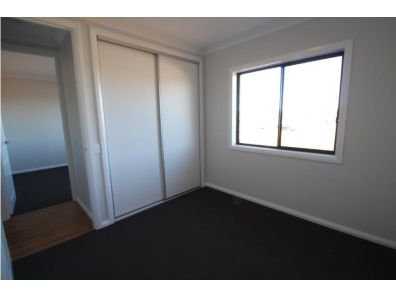 38 Stockman Circuit, Thurgoona NSW 2640