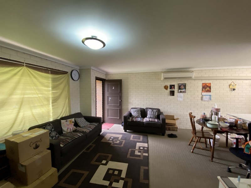 2/414 Bevan Street, Lavington NSW 2641