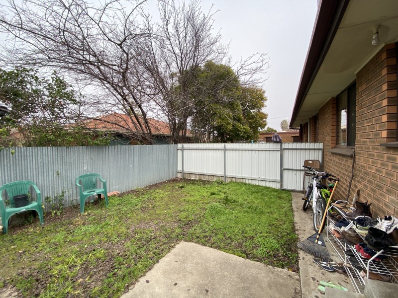 2/414 Bevan Street, Lavington NSW 2641