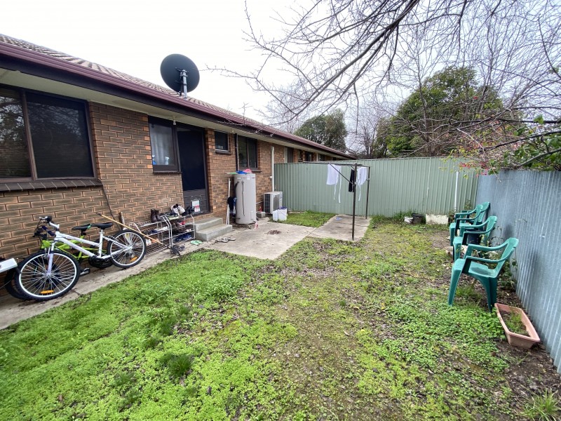 2/414 Bevan Street, Lavington NSW 2641
