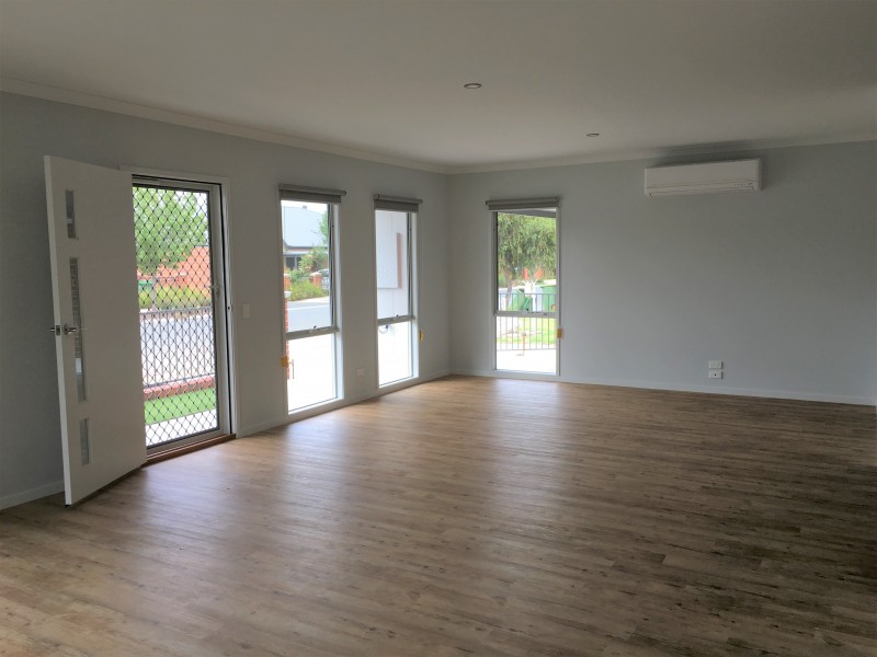 17 Swan Street, Wodonga VIC 3690