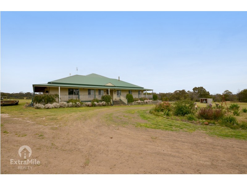726 Moonlight Road, Berringa VIC 3351