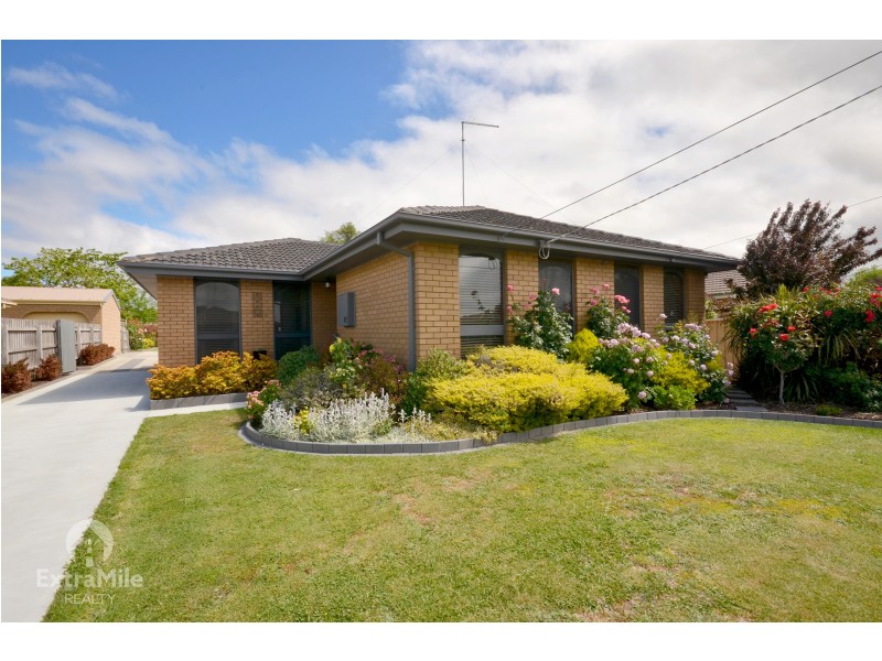 41 Stamford Street, Wendouree VIC 3355