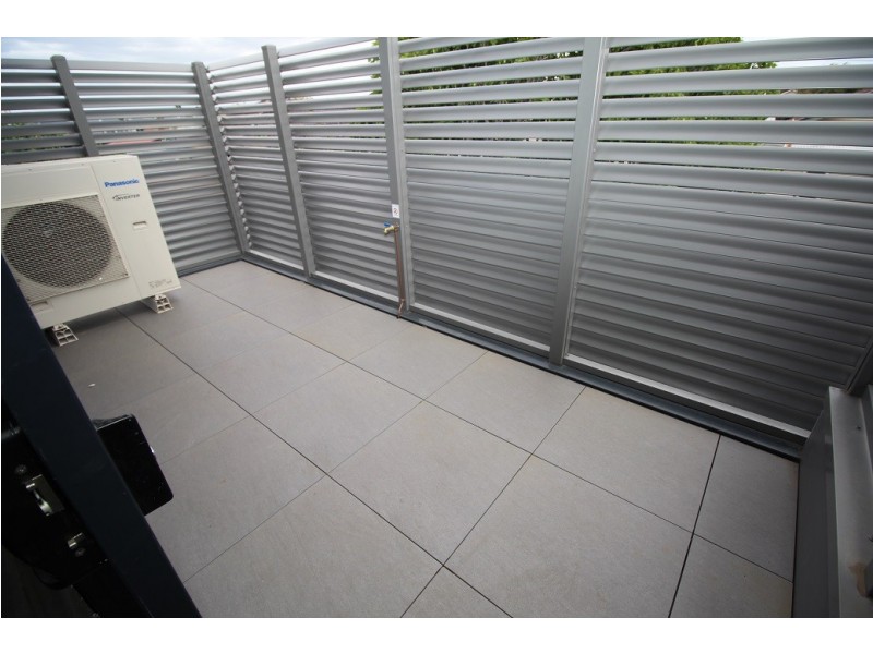 102/39 Gaffney Street, Coburg VIC 3058